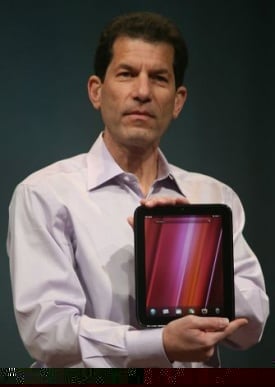 Rubenstein-with-tablet.jpg