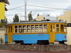 Old tram on Podol.JPG