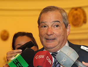 Jorge Lemus atiende a la prensa luego de la habitual reunión de gabinete porteño (6923829187).jpg