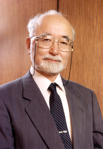 Dr-iwamura.jpg