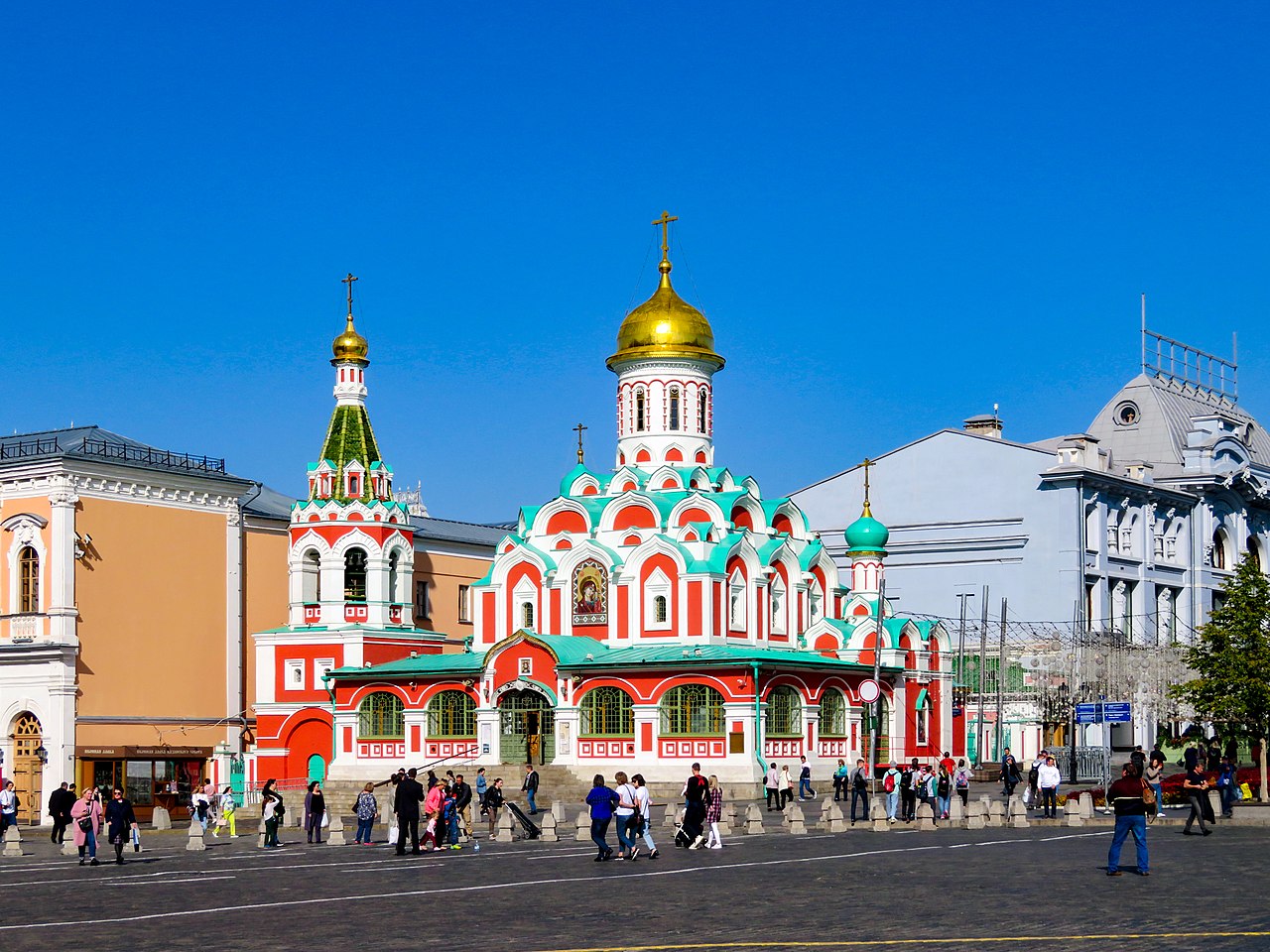 Файл:Казанский собор в Москве 2020 01 2.jpg