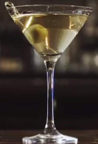 Файл:Грязный мартини (коктейль).jpg