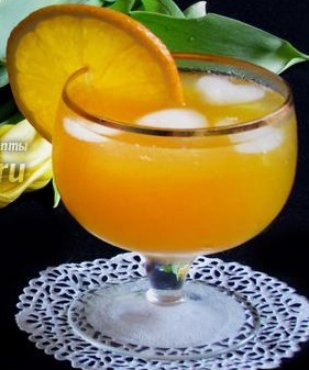 Файл:Крюшон из шампанского с апельсинами (коктейль).jpg