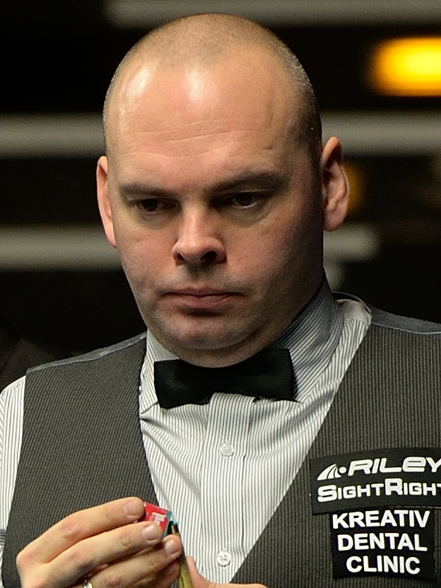Файл:Stuart Bingham and Jan Scheers at Snooker German Masters (DerHexer) 2015-02-05 04 cropped.jpg