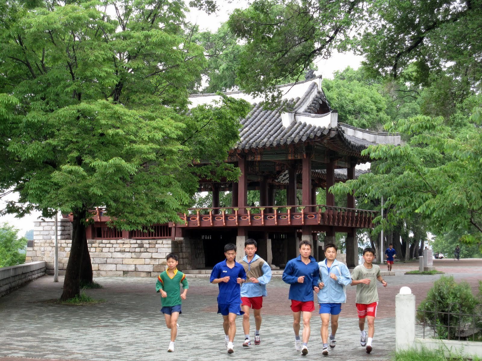 Ryongwang Pavilion 058.jpg