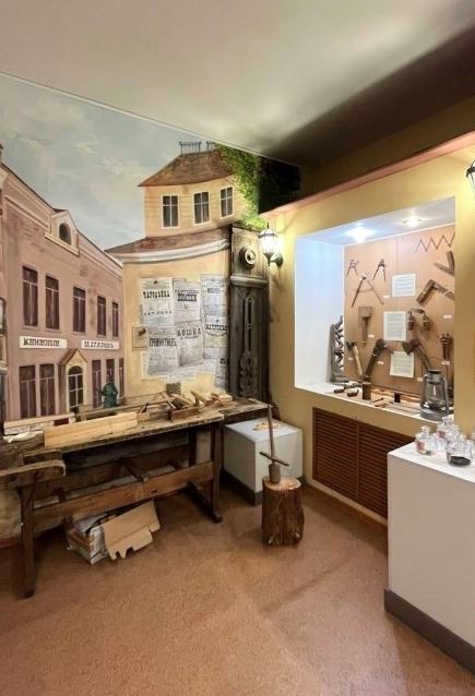 Коллекция плотницких инструментов, фрагмент