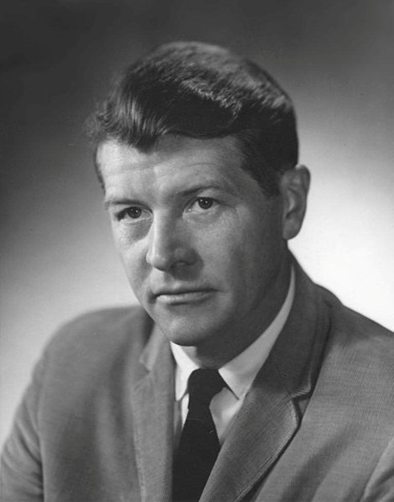 Файл:Christian B. Anfinsen, NIH portrait, 1969.jpg