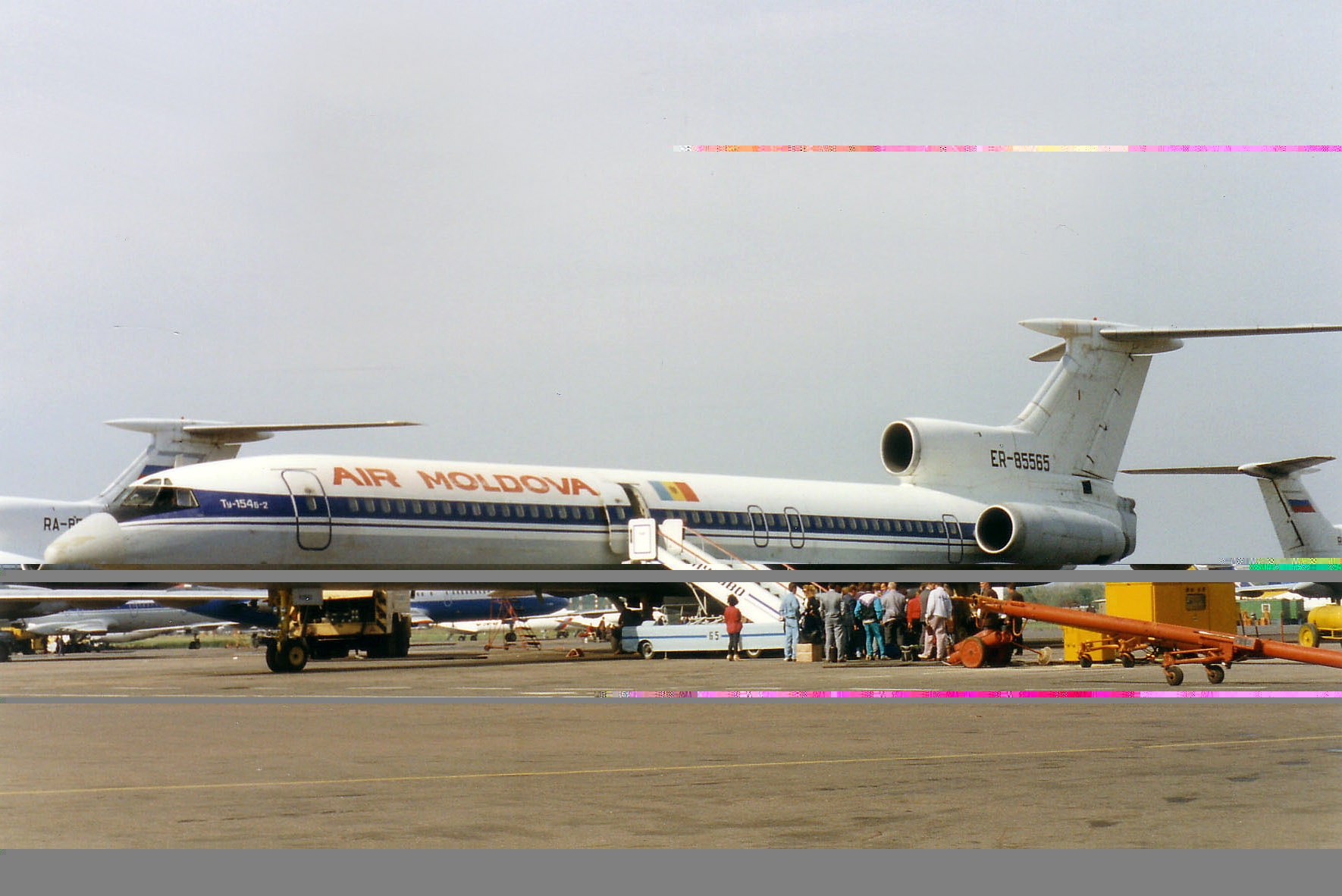 Файл:Air Moldova Tu-154.jpg