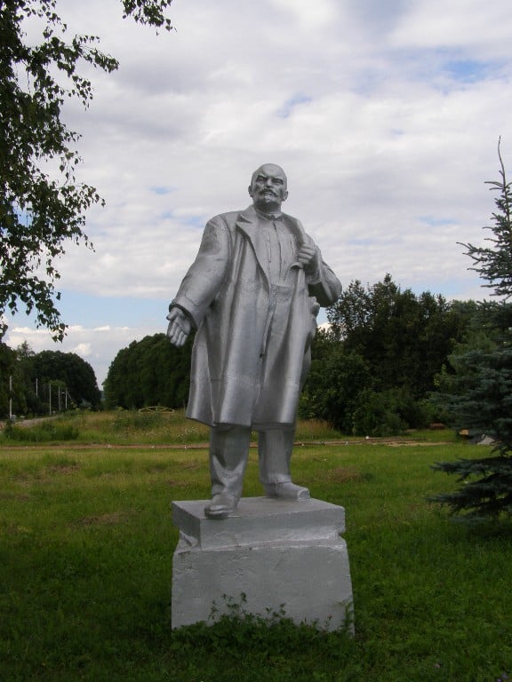 Lenin islavskoe.JPG