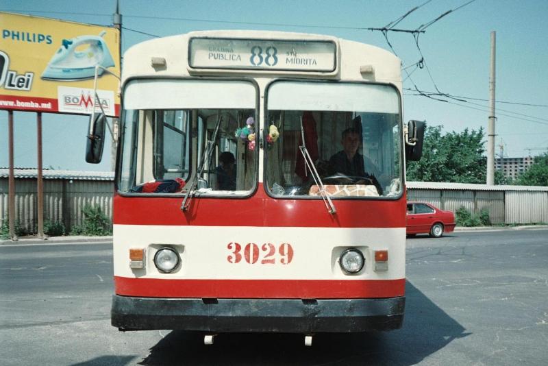 Файл:Кишинёв троллейбус 88.jpg