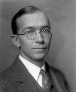 Newton Arvin.jpg