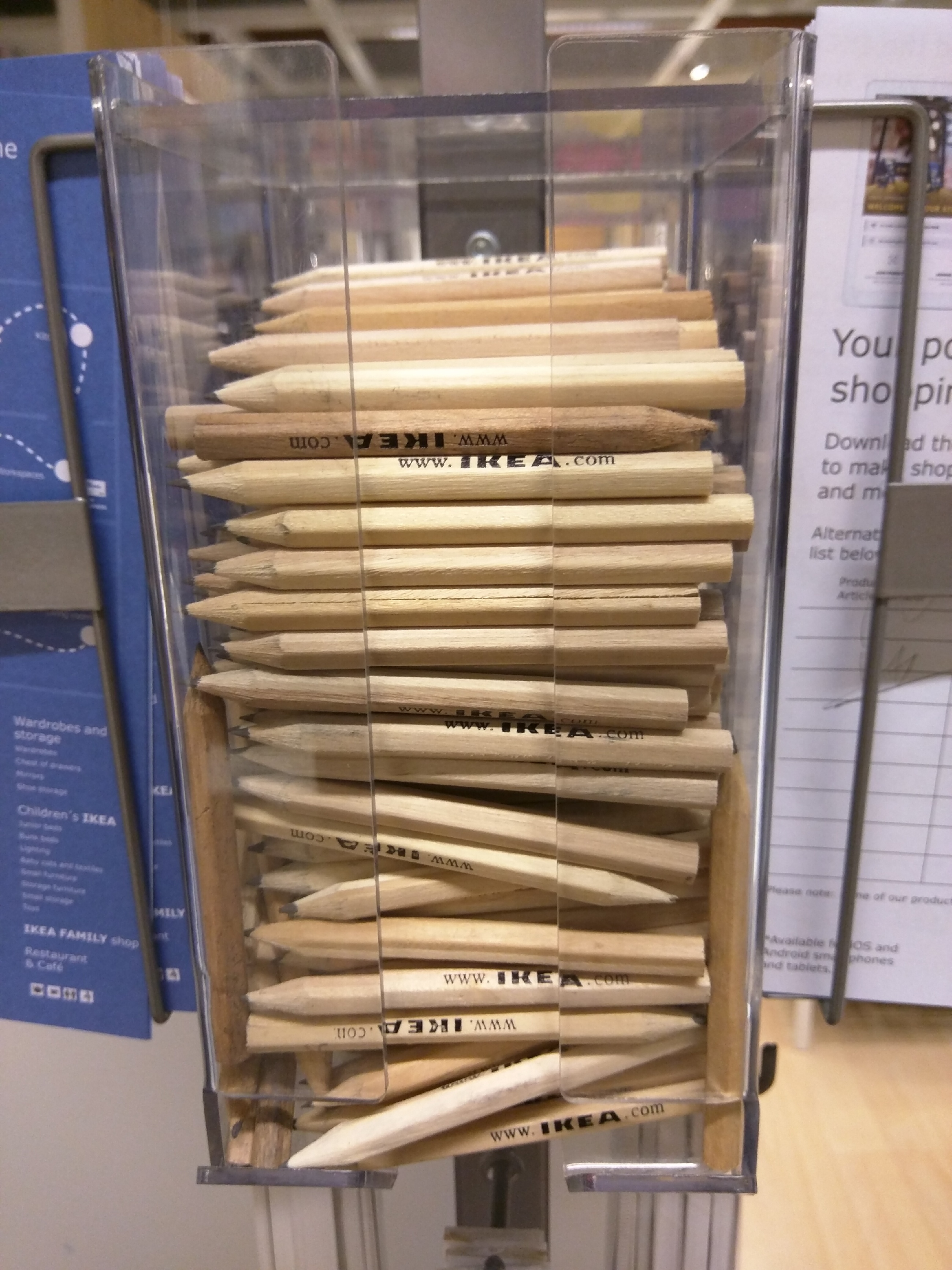 Карандаши серии «гольф» в магазине IKEA