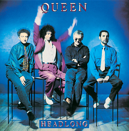 Фото группы изображено и на обложке сингла Headlong