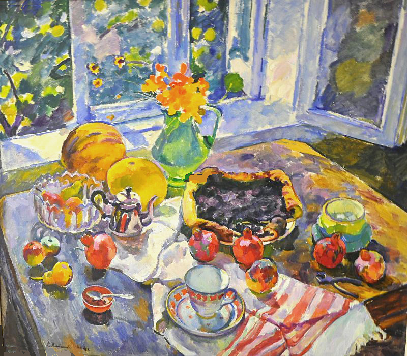 Файл:Антипова-Натюрморт с пирогом и фруктами-118х135-1964-Мурманск-bb.jpg
