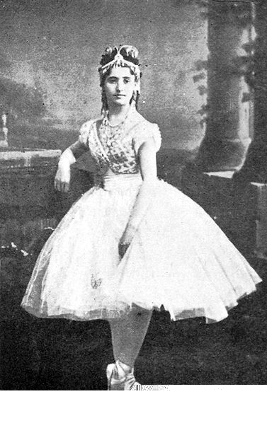 Coppelia -Swanilda -Giuseppina Bozzachi -Act I-Scene 2 -Paris -1870 -2.JPG