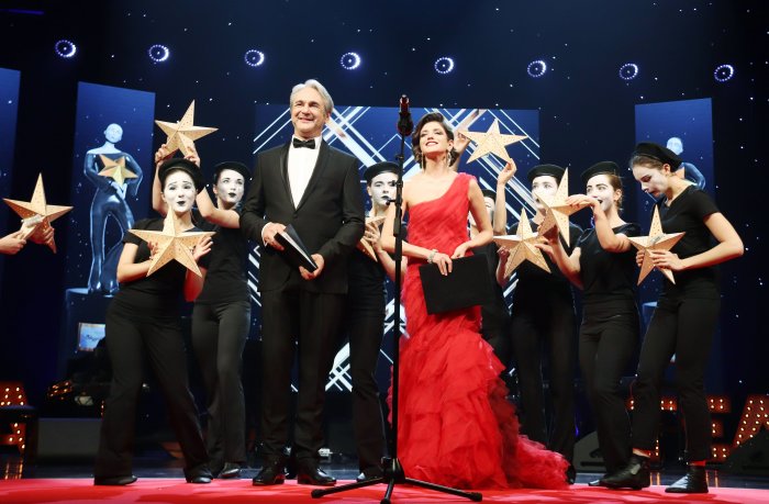 Файл:Торжественная церемония вручения Премии «Звезда Театрала» на главной сцене Театра Вахтангова.jpg
