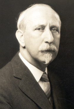William Allan Neilson portrait.jpg