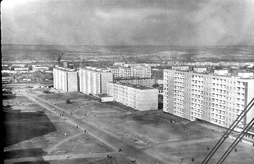 Файл:Строительство Бульвара Советской Армии (Кишинёв).jpg
