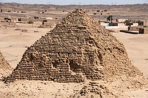 Файл:Nuri Pyramid Nu -IX Kushite (Napatan) (2).jpg