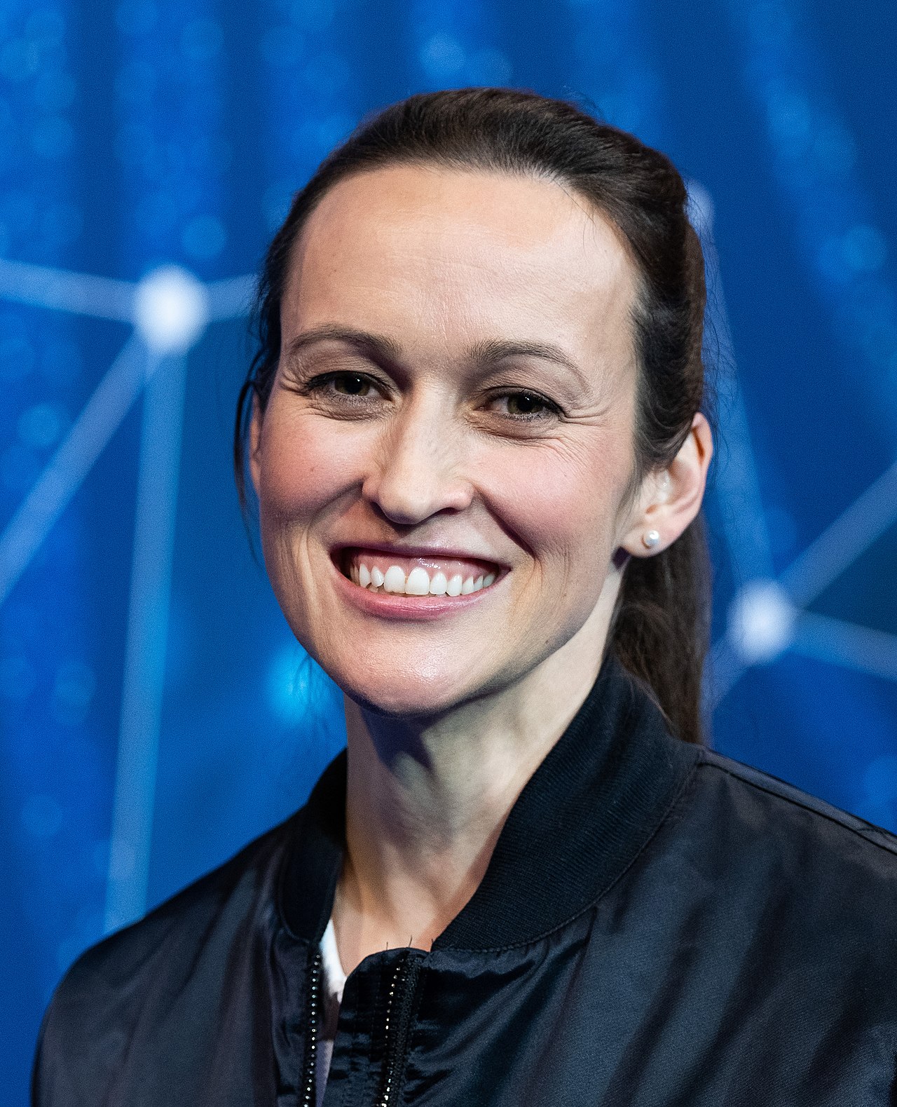 ESA astronaut announcement Class of 2022 (52519691554) (cropped).jpg