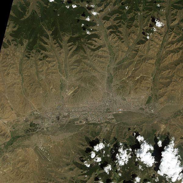 Файл:Ulan Bator, Mongolia, satellite image ALI sensor EO-1 satellite, 2009-07-23 .jpg