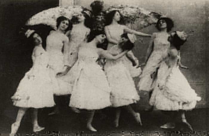 Файл:Swan Lake -Corps de Ballet -1895 -1.jpg