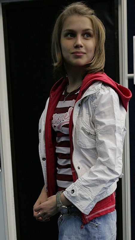 Даша Мельникова в роли Алисы в фильме «Приключения Алисы. Пленники трёх планет» (планируется к выходу в 2010 году)
