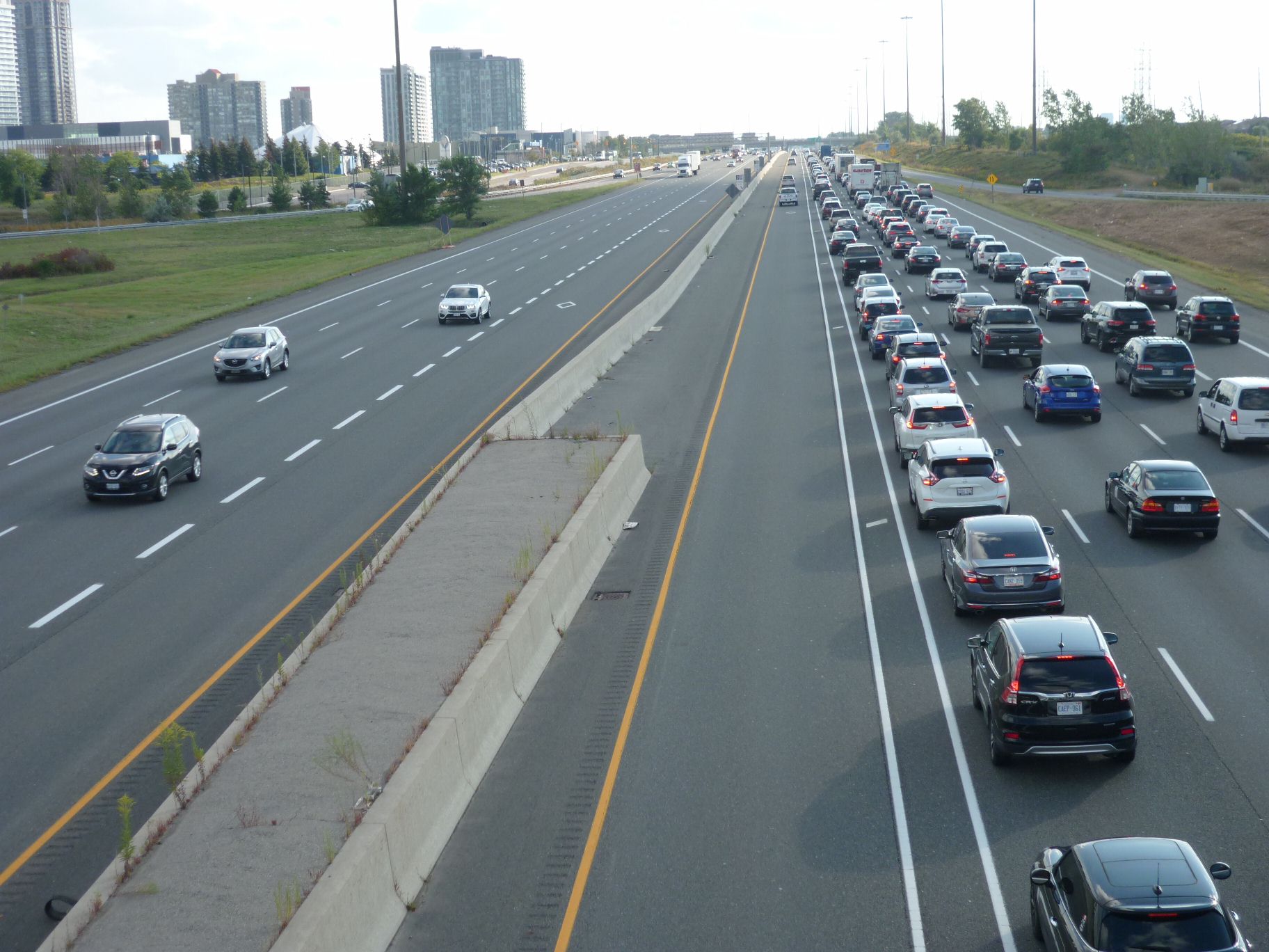 HWY403- police observation pocket.jpg
