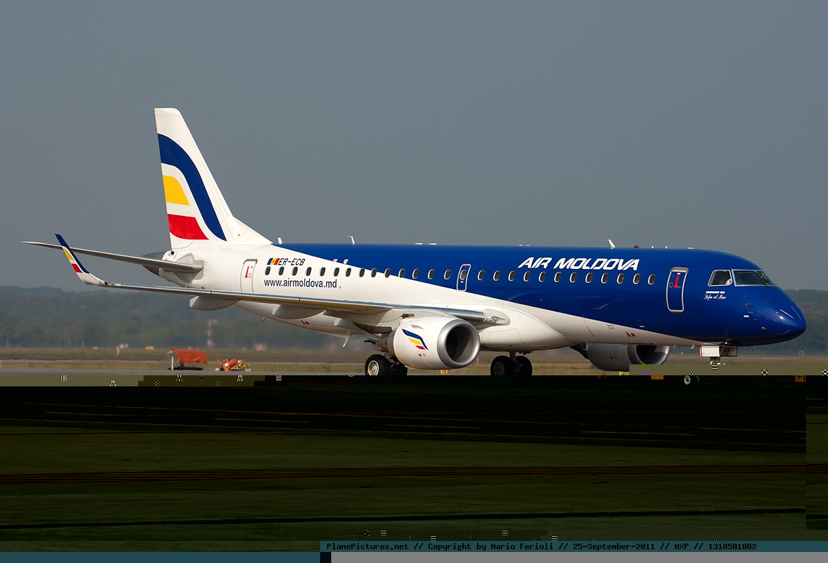 Файл:Embraer 190 Air Moldova.jpg