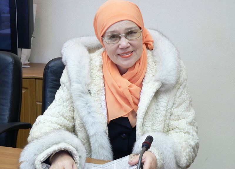 Зөһрә Сәхәбиева.jpg