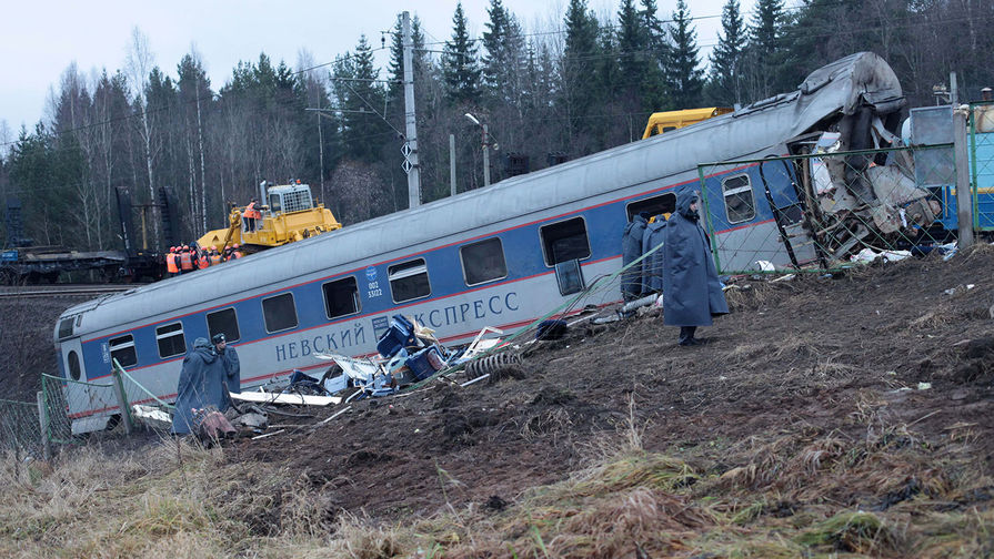 Файл:2009 Nevsky express explosion.jpg