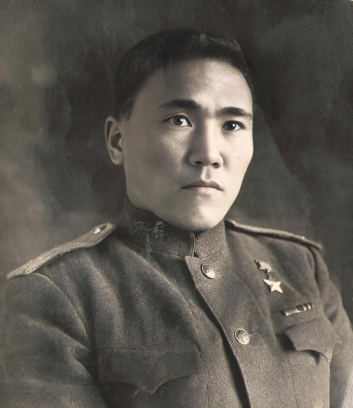 Доможаков, Михаил Егорович.jpg