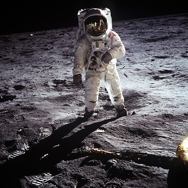 Файл:Aldrin Apollo 11.jpg