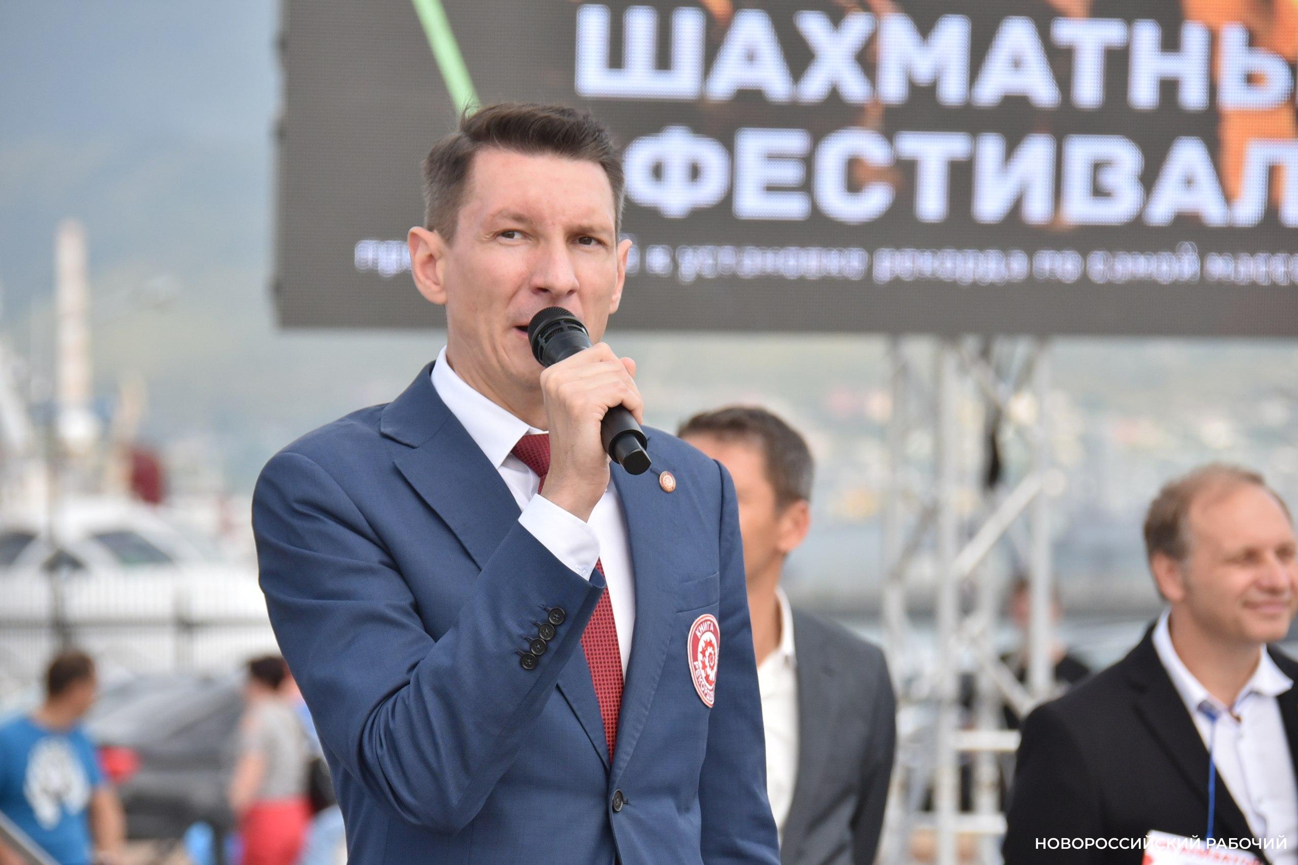 Портрет Станислава Анатольевича Коненко (cropped).jpg