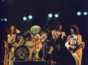 Файл:Queen London 29 11 1975.jpg