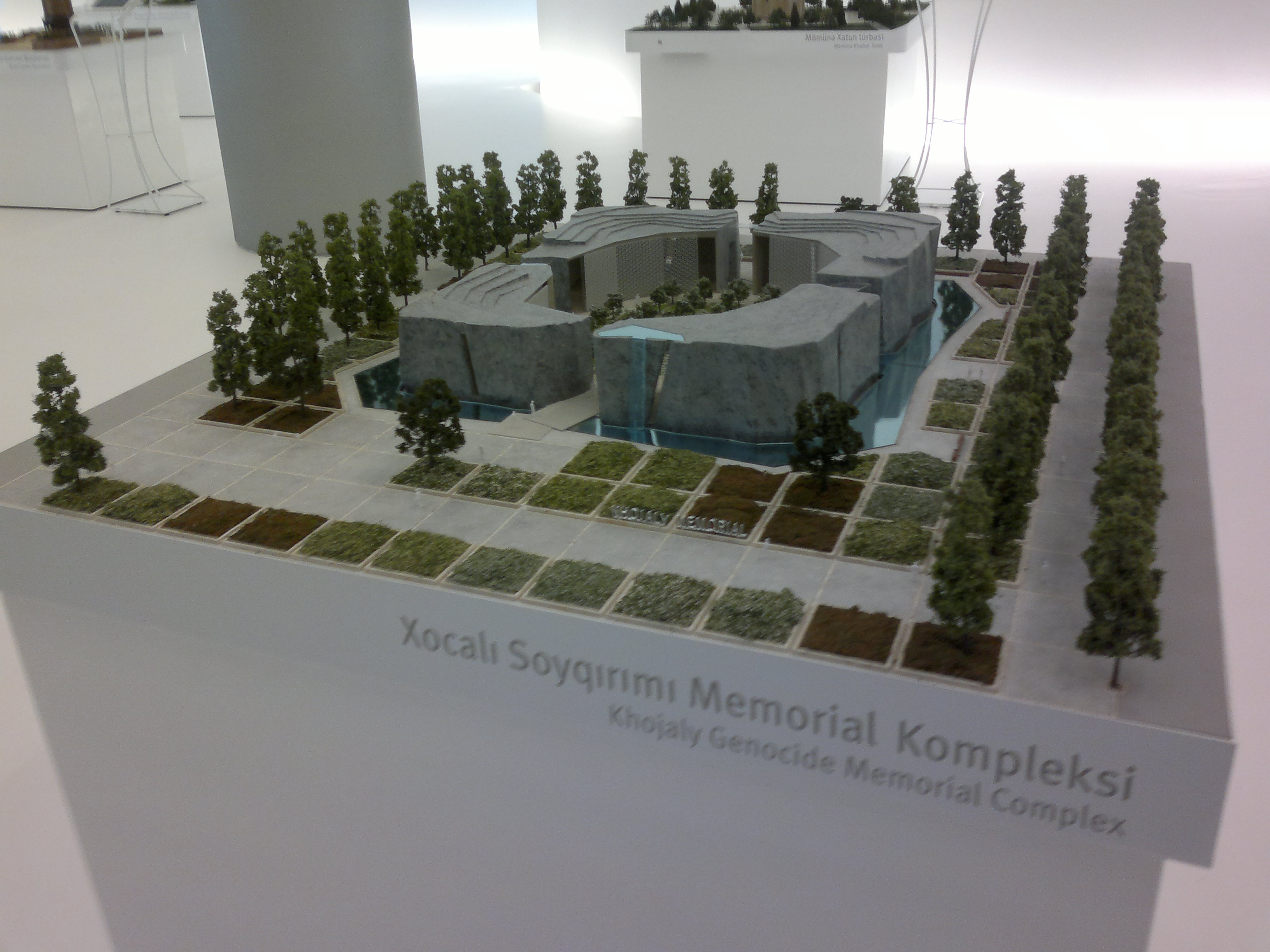 Макет Мемориального комплекса Ходжалинского геноцида.jpg
