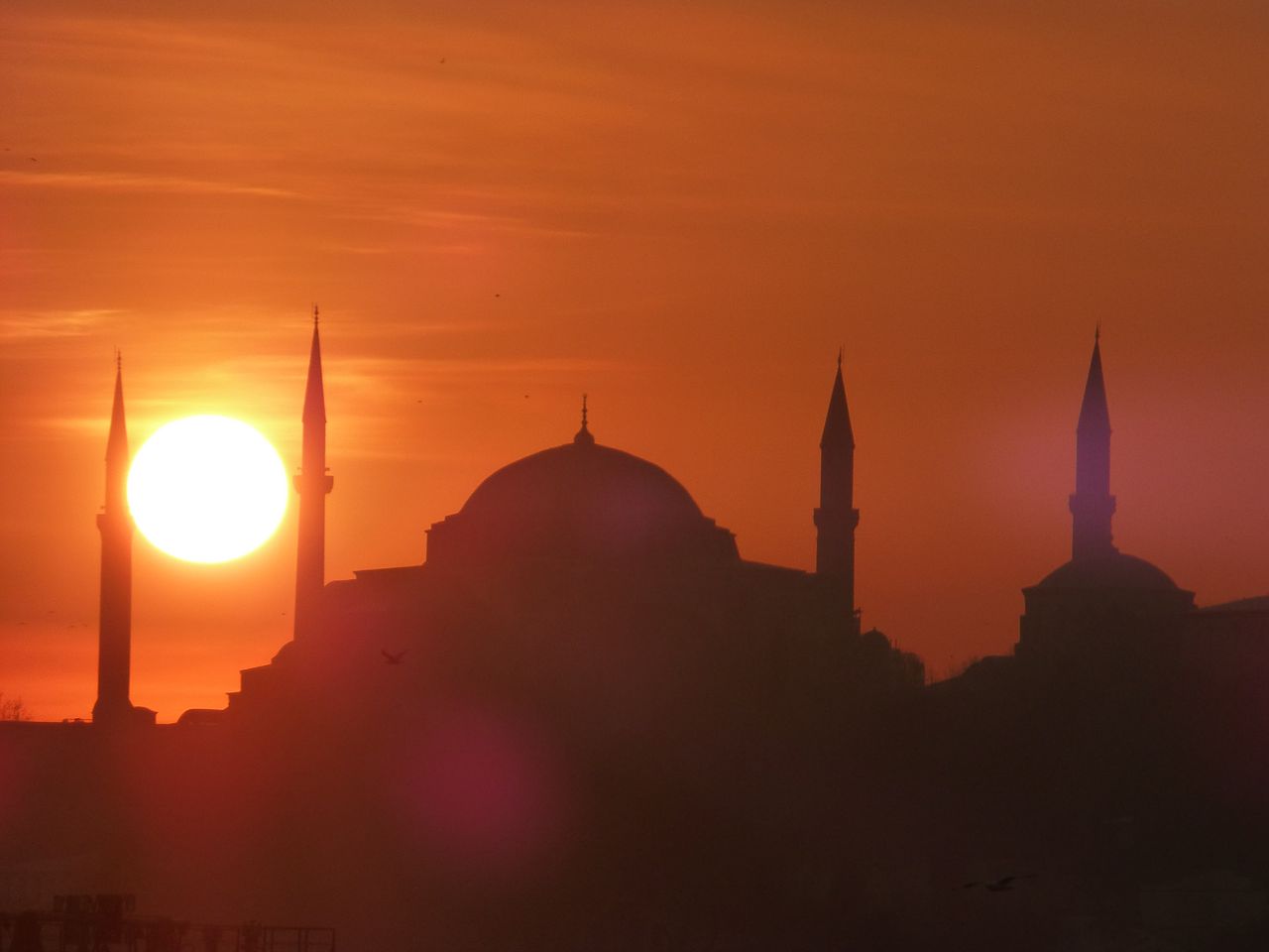 Файл:Istanbul sunset 1480511 2.JPG