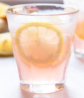 Файл:Розовый лимонад (коктейль).jpg