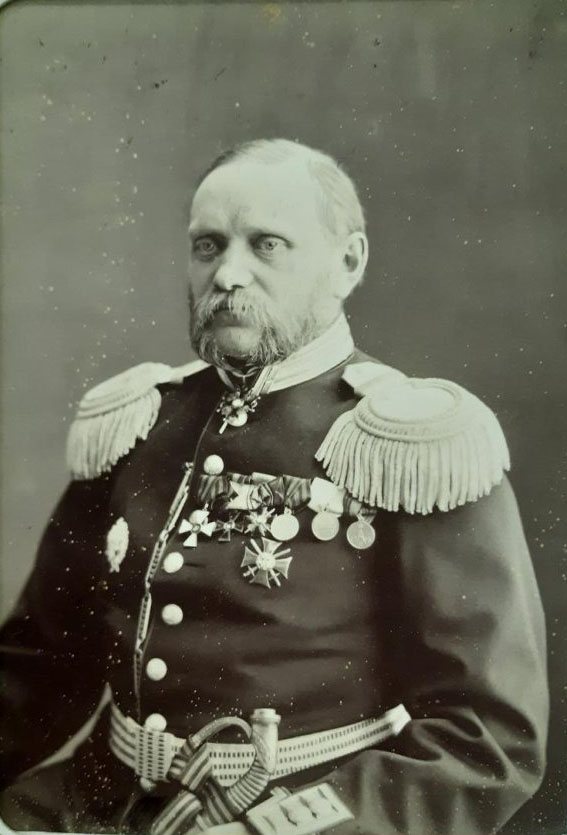 Михаил Ксаверьевич фон Зигерн-Корн (полковник).jpg