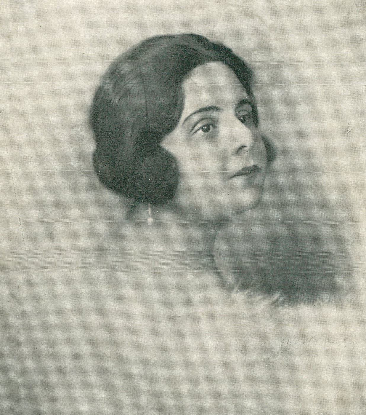 Ada Sari cropped.jpg