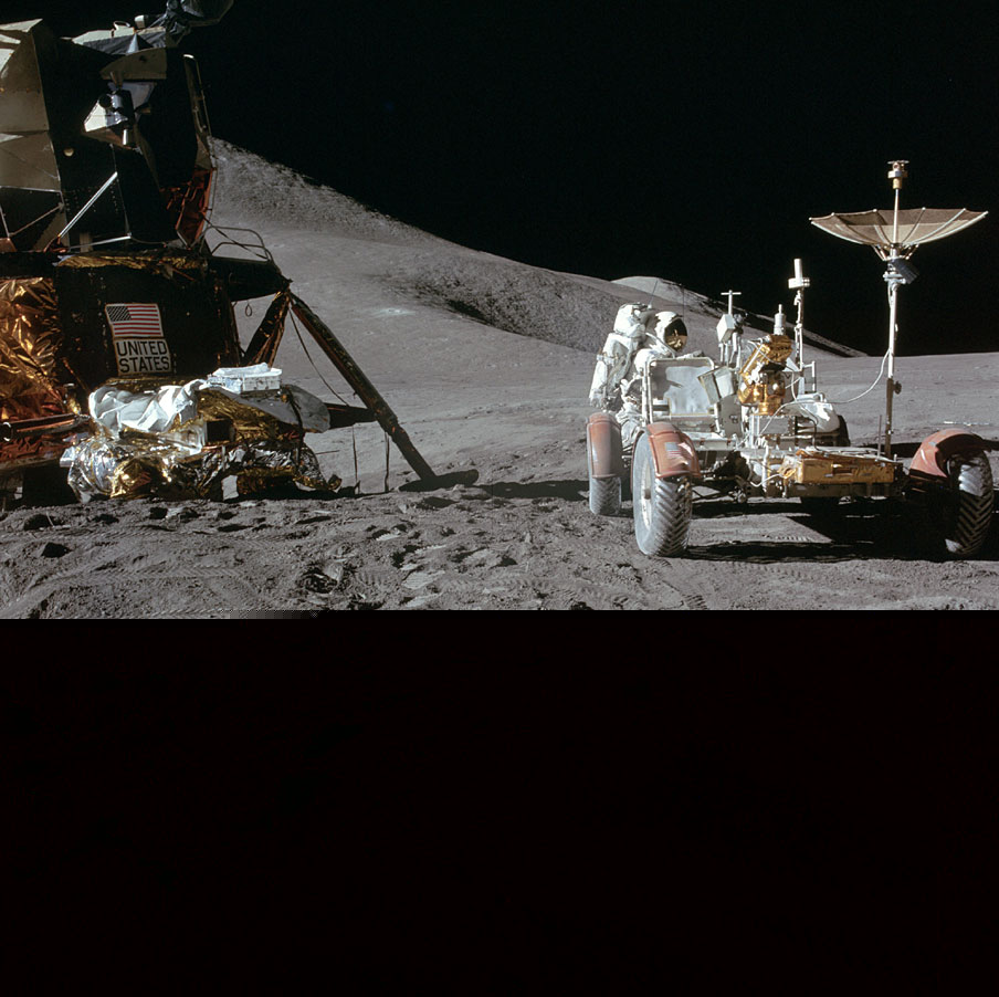 Файл:Apollo 15 Irwin LRV EVA-1.jpg