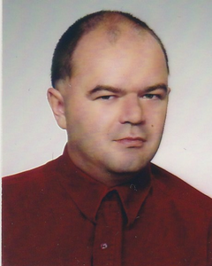 Дариуш Домбровский, историк.png