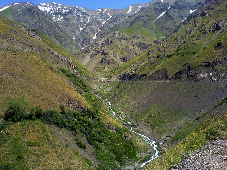 Файл:Shemshak - Dizin Road - panoramio - Behrooz Rezvani (9).jpg