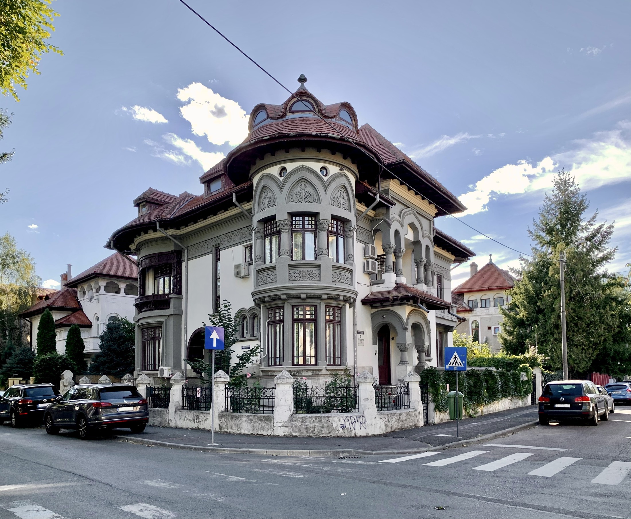 Дом Чезара Голици, Бухарест, Вирджиния Андреску Харет, 1928 год