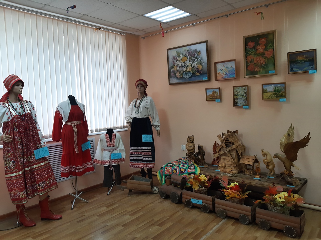 Выставка декоративно-прикладного искусства