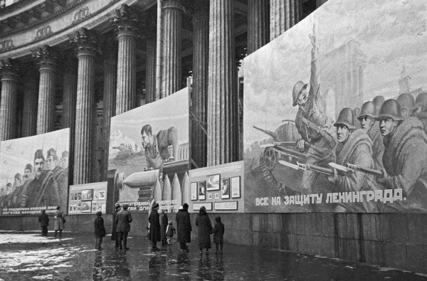 Файл:Боевой карандаш у Казанского-1941.jpg