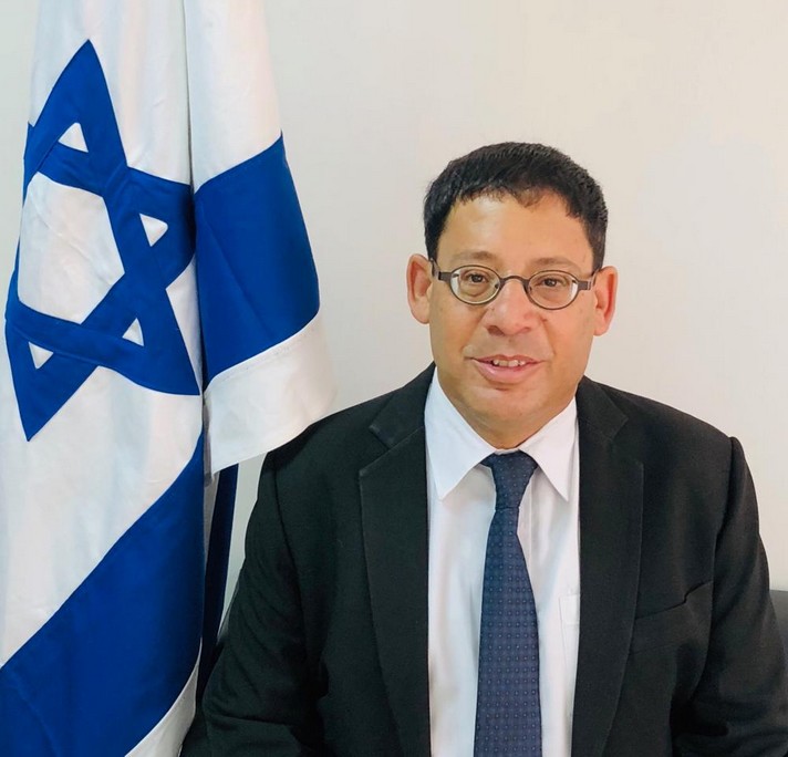 Roï-Rosenblit-Ambassadeur-d’Israël-en-Guinée.jpg