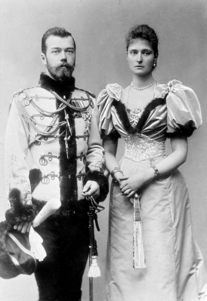 Николай II и императрица Александра Федоровна. 1896 г.jpg