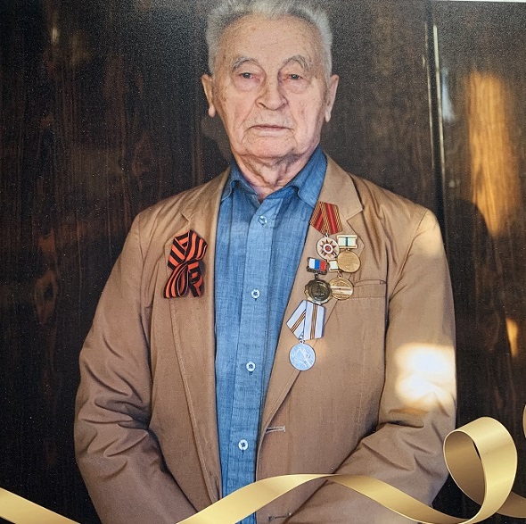 Файл:Захаров Валентин Дмитриевич.jpg