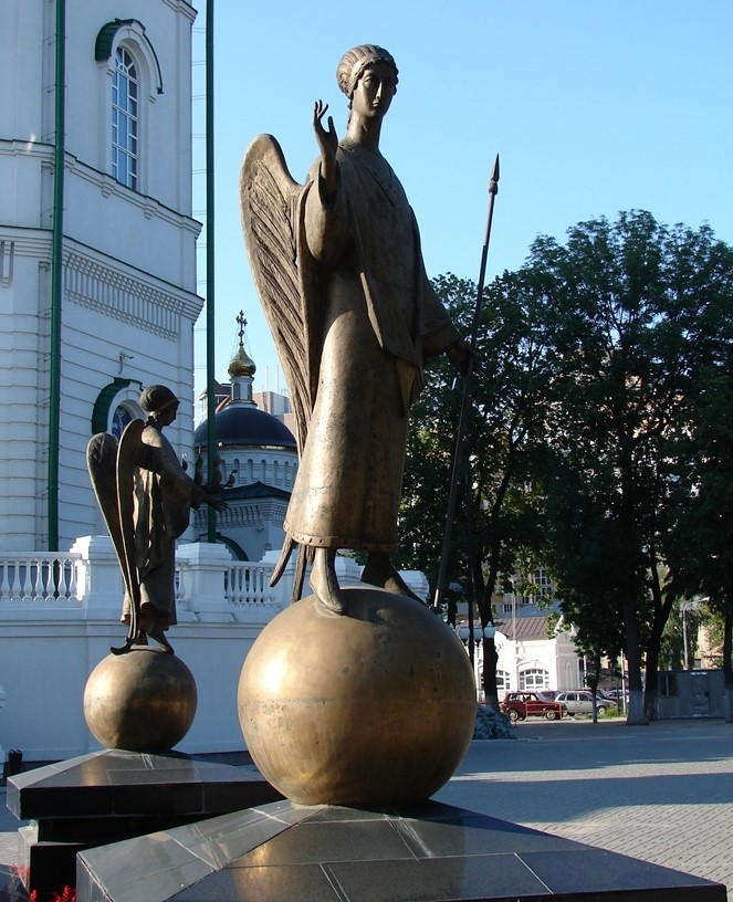 Памятник Святителю Митрофану Воронежскому 8.jpg
